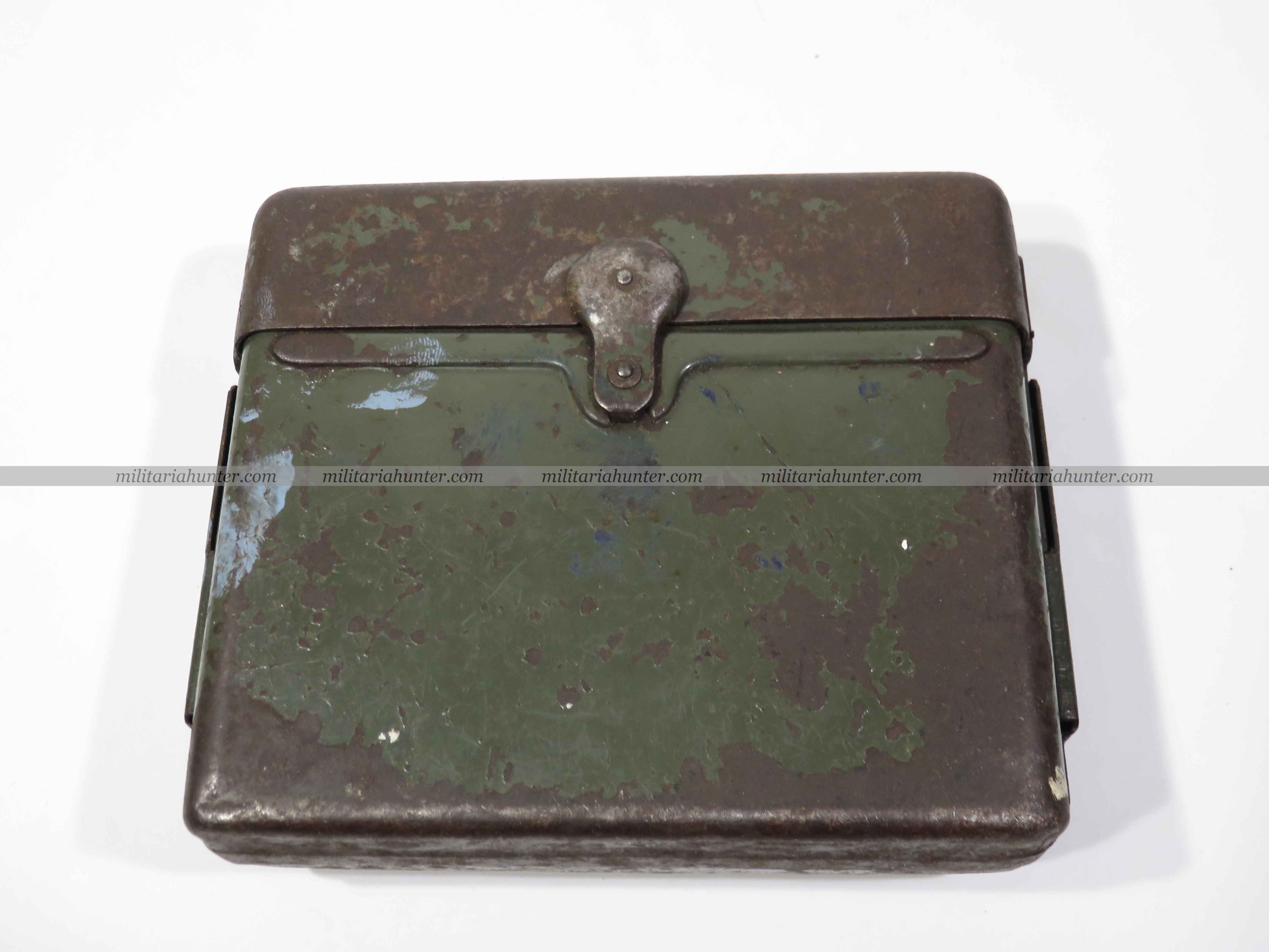 militaria : WW2 german gas detection kit carrying box - boïtier pour kit détection de gaz