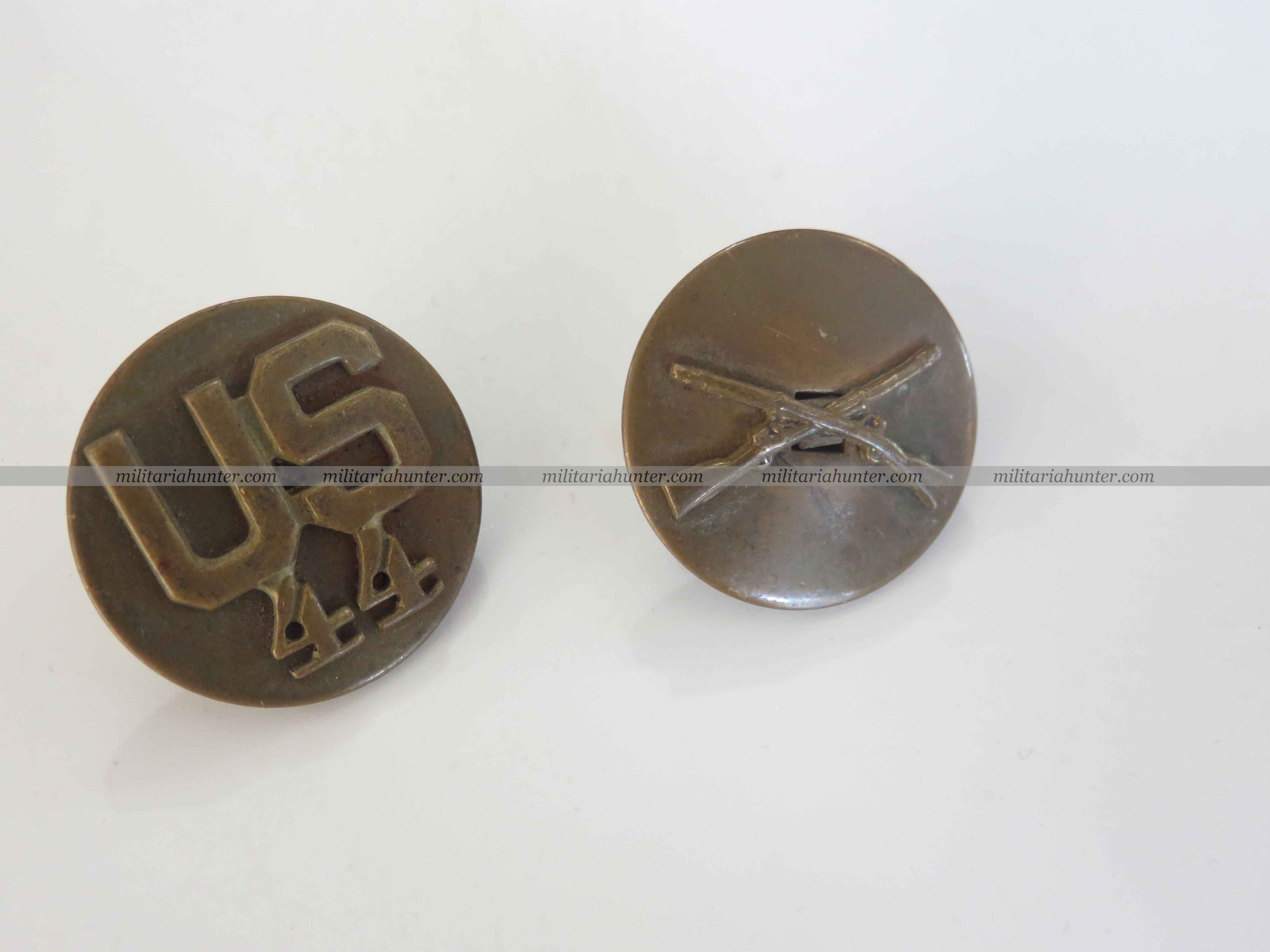 militaria : ww2 paire de disques de col US 44th Infantry - collar type 3a 1937-1943