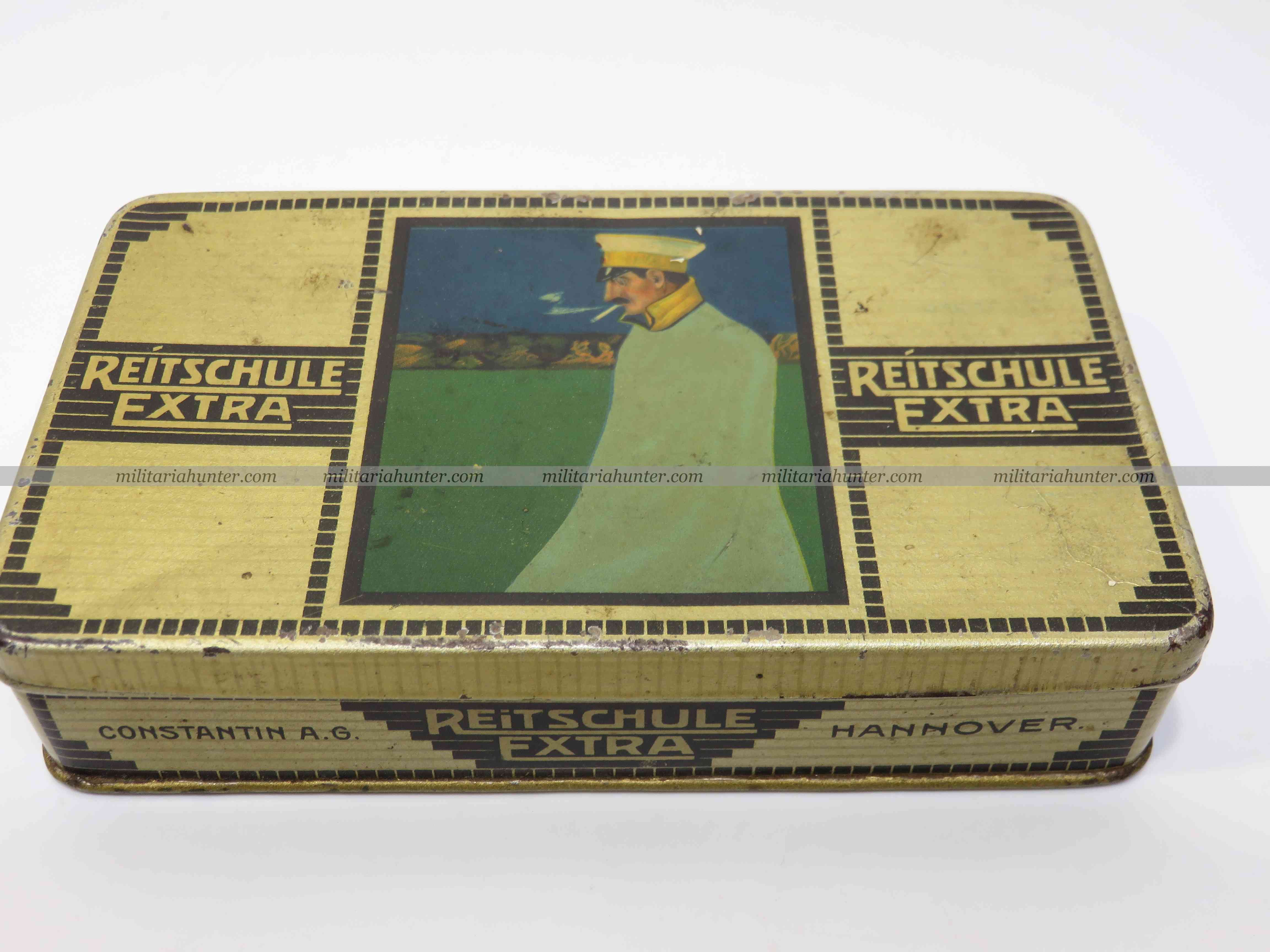 militaria : ww1 german Reitschule cigarettes box - boîte de cigarettes Reitschule