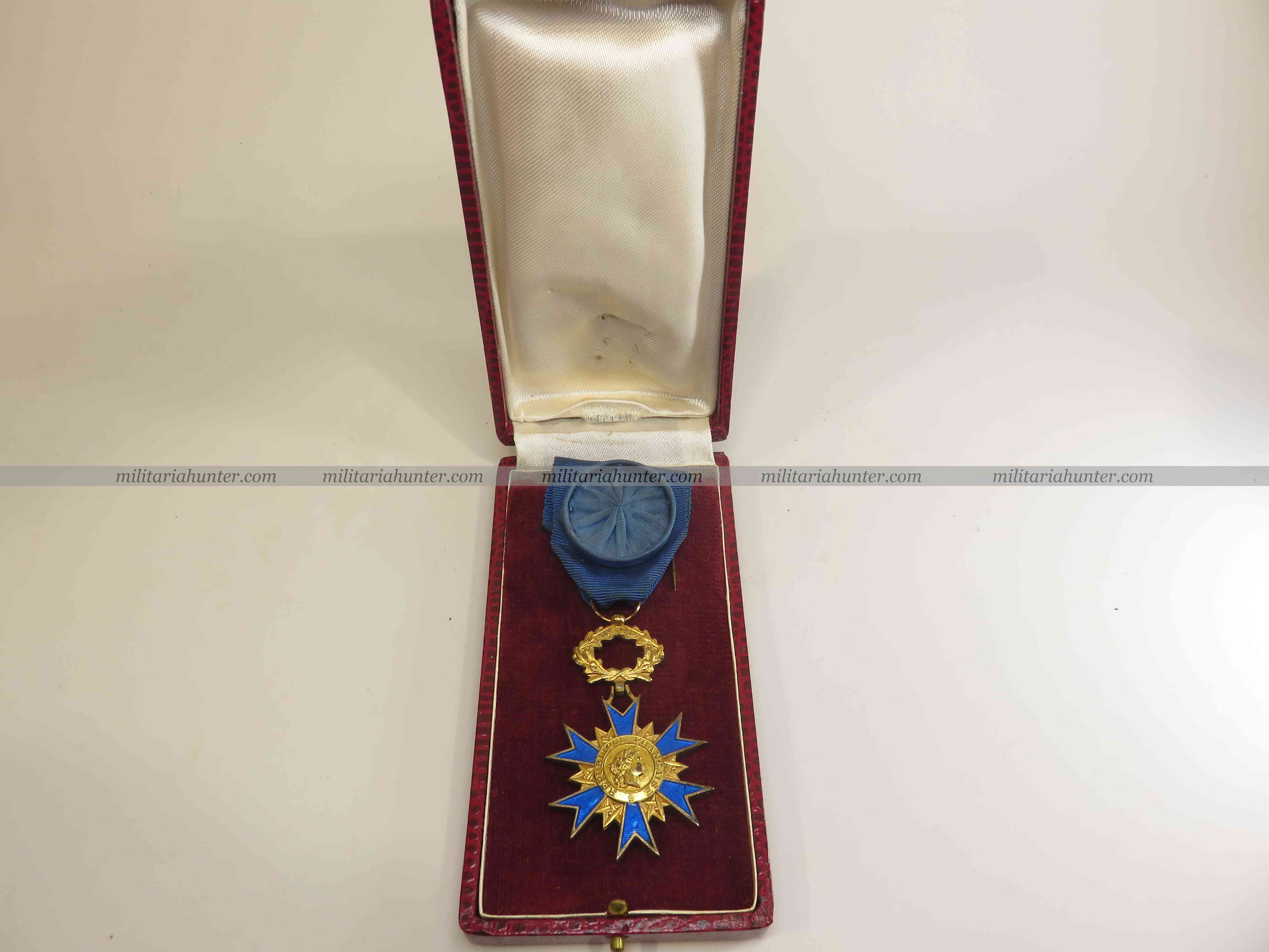 Militaria Hunter   Achat Vente Estimation Militaria ww1 ww2 Croix d'officier de l'Ordre National du Mérite
