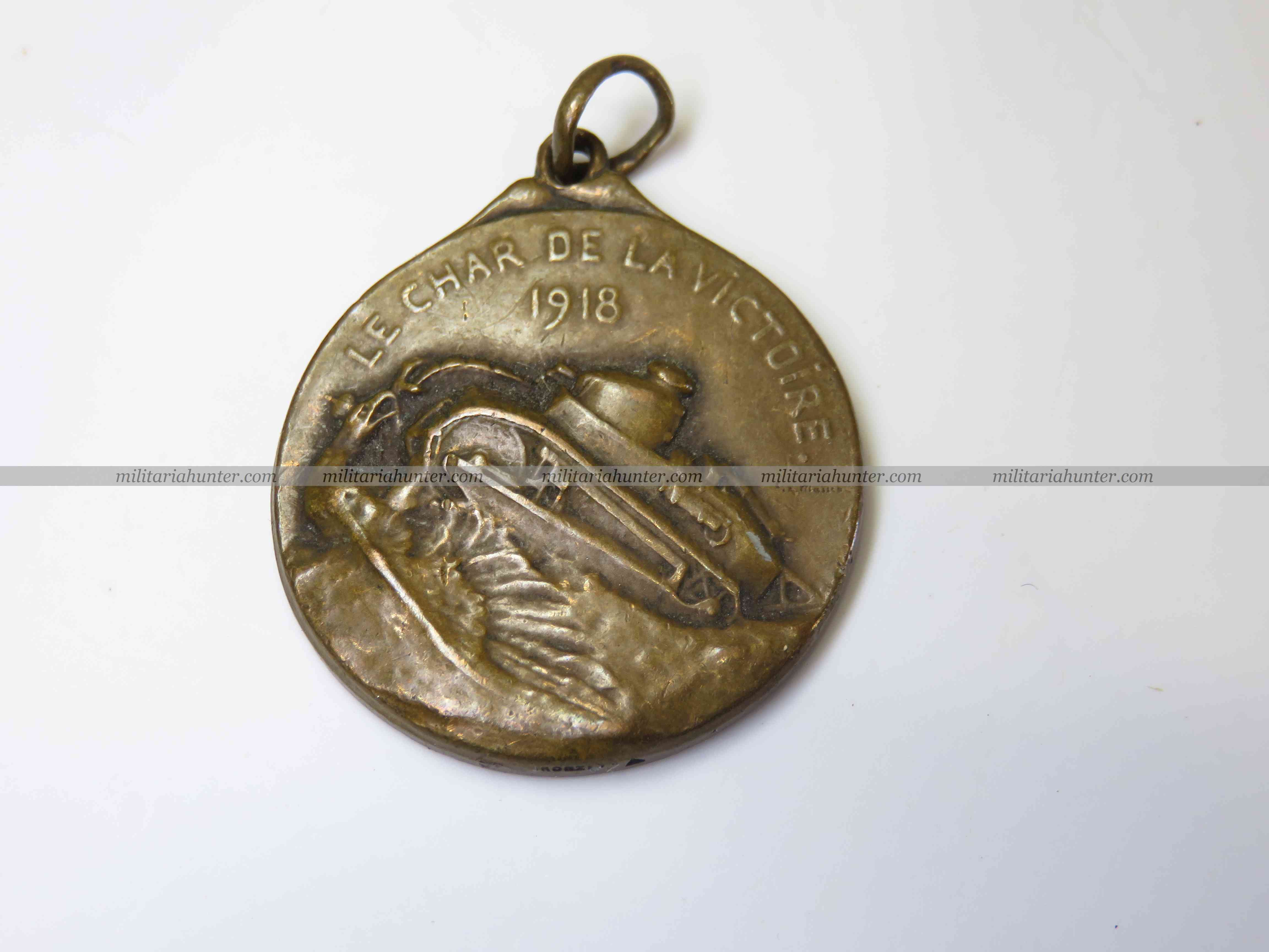 militaria : Médaille char FT17 1918 le char de la victoire