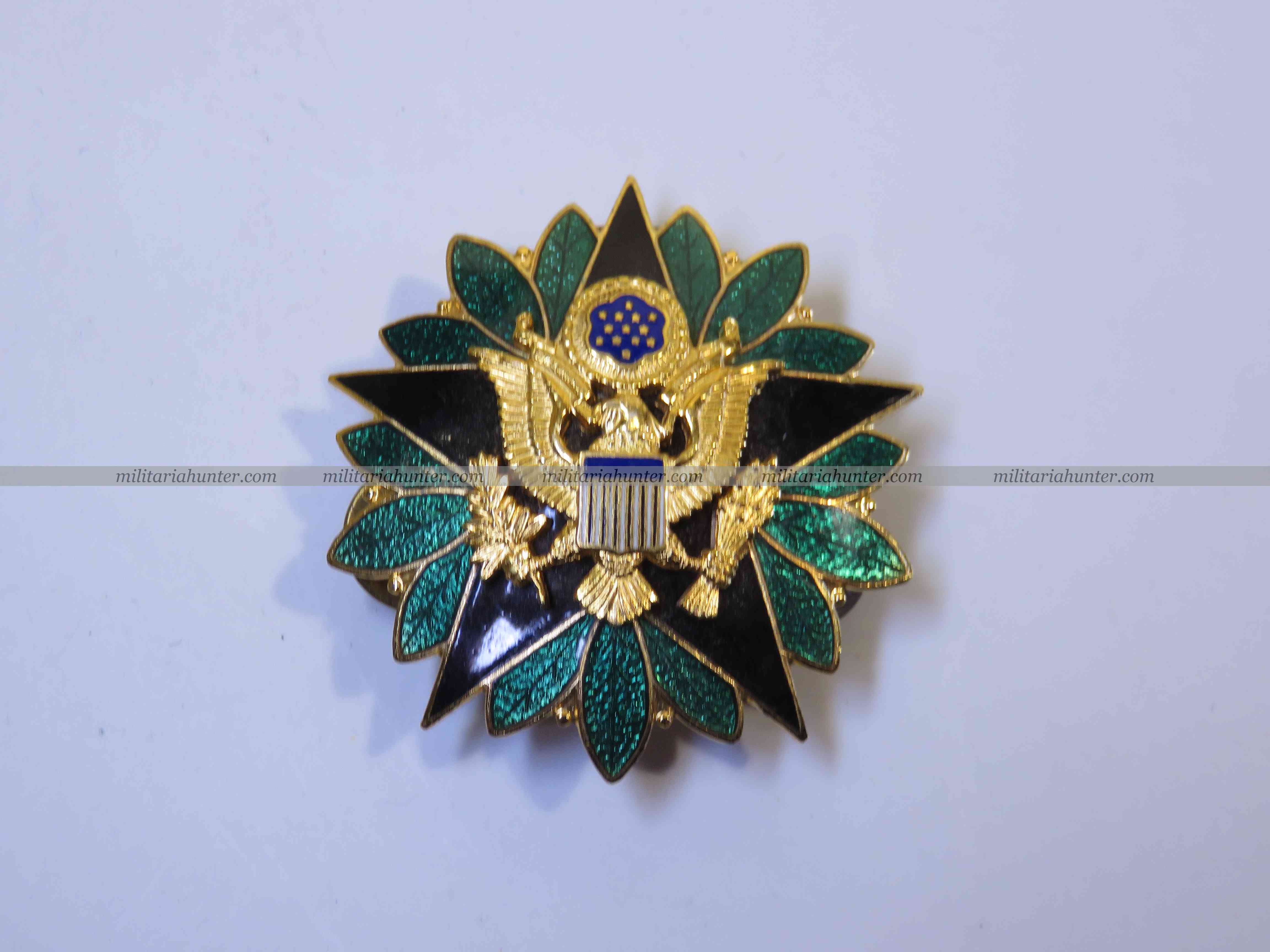 militaria : US Army staff identification badge