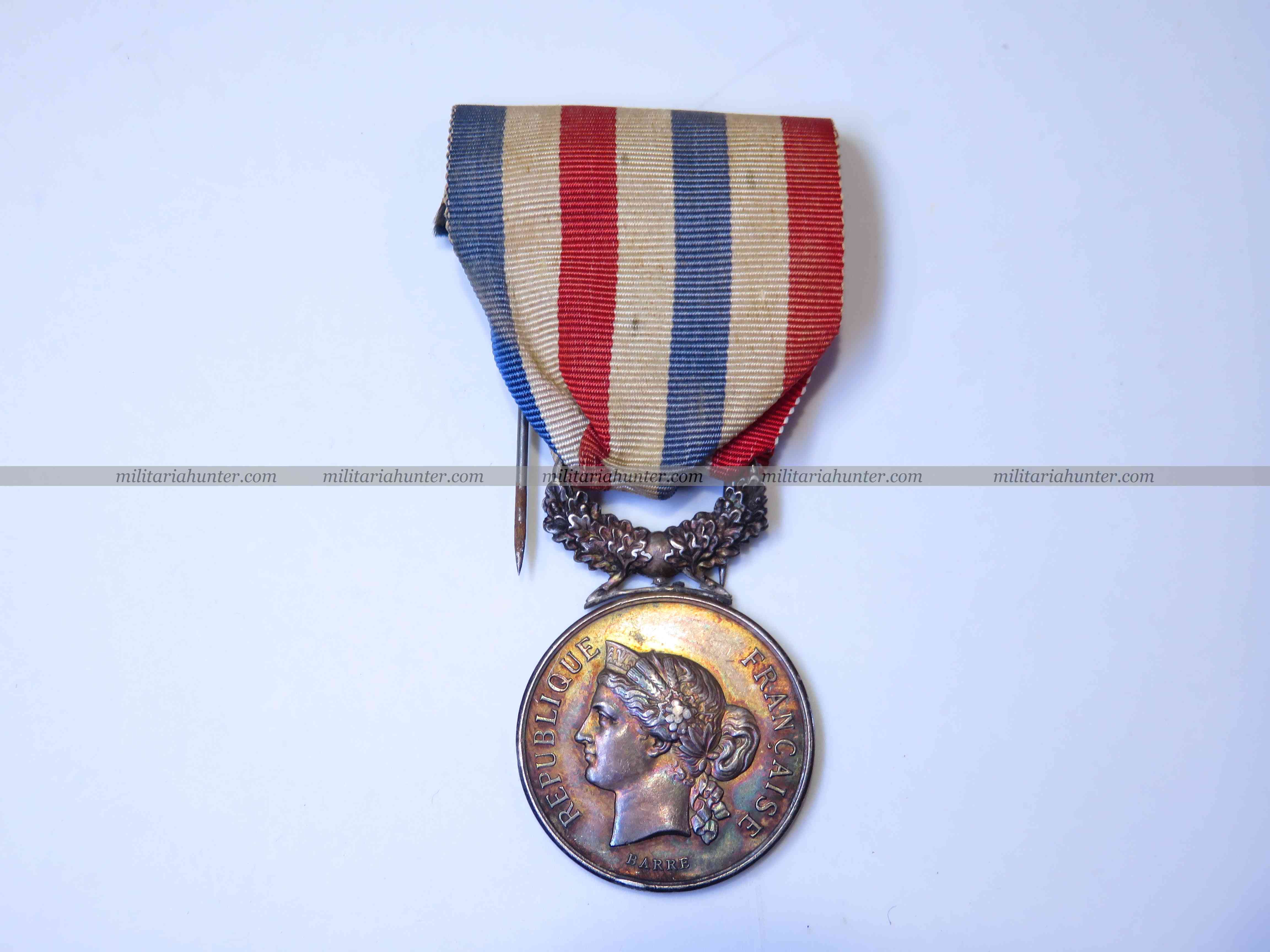militaria : Médaille Ministère de l'intérieur Actes de Devouement en argent 1852-1891