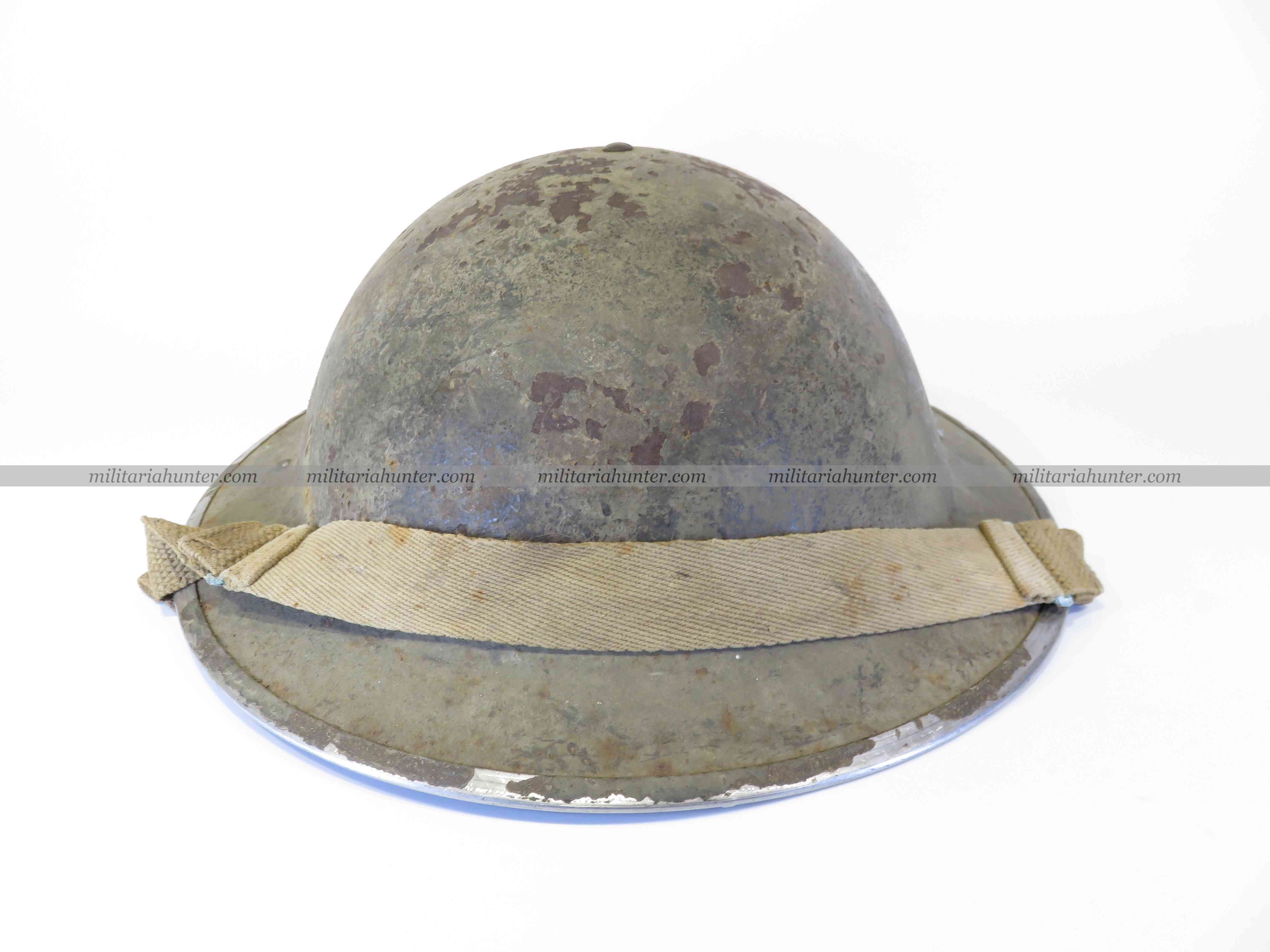 militaria : Casque anglais MkII 1940 camouflé vert - british helmet ww2