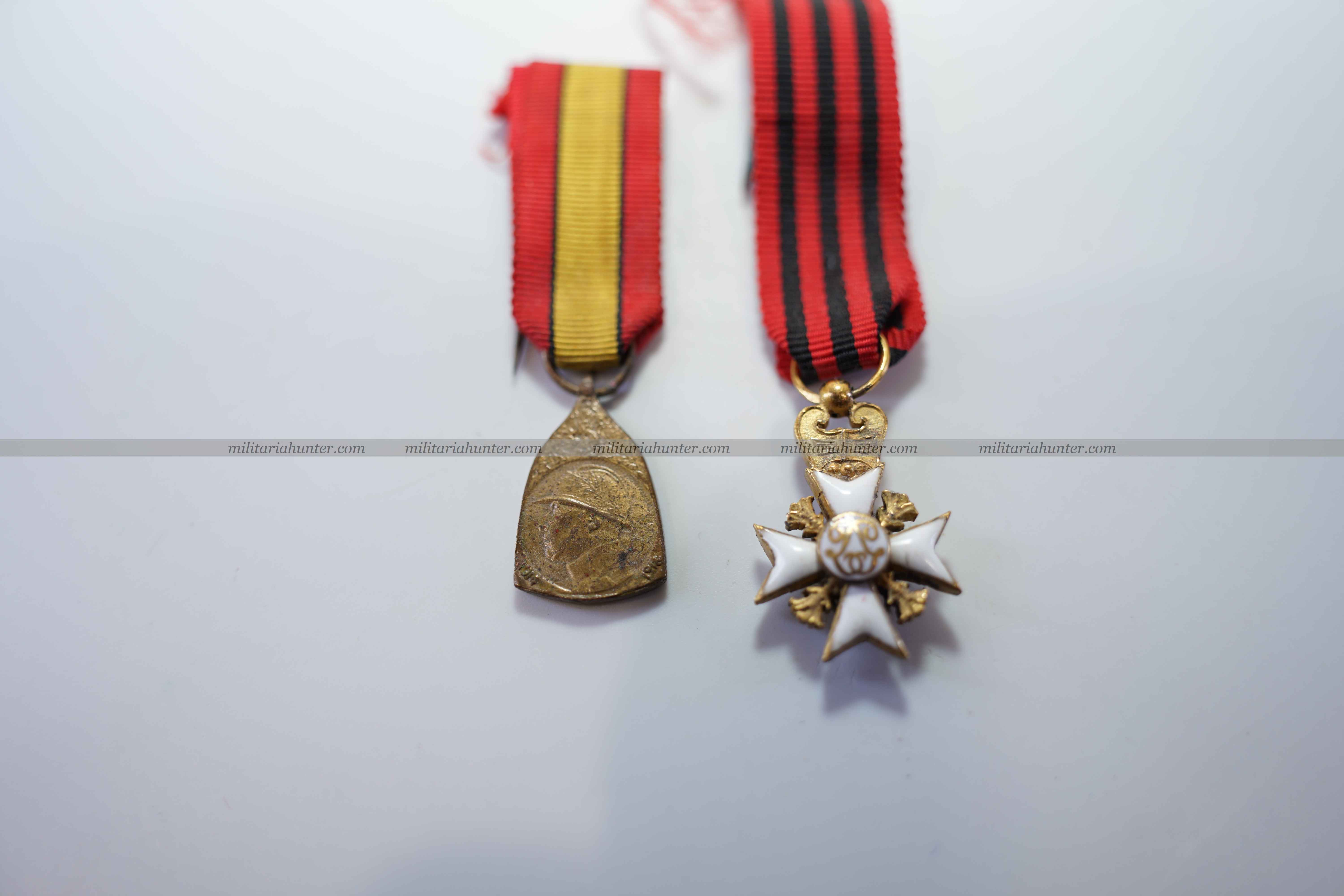 militaria : Belgique - Miniatures médaille commémorative 14-18 et croix civique