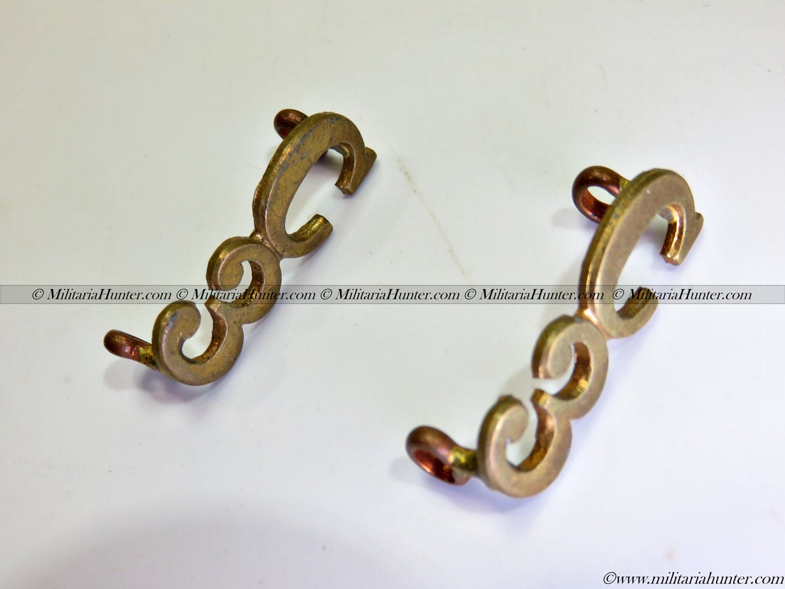 militaria : ww1 CEF 3rd Battalion numeral collar badges pair - Toronto