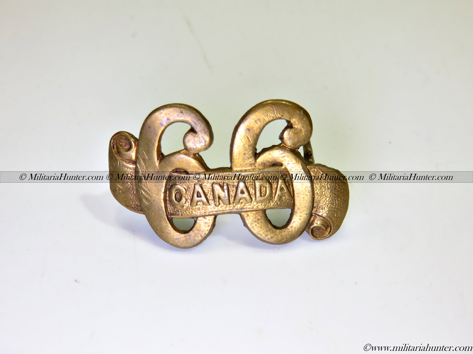 militaria : ww1 CEF 66th Battalion shoulder badge